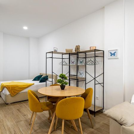 Atocha Apartment Madrid Bagian luar foto