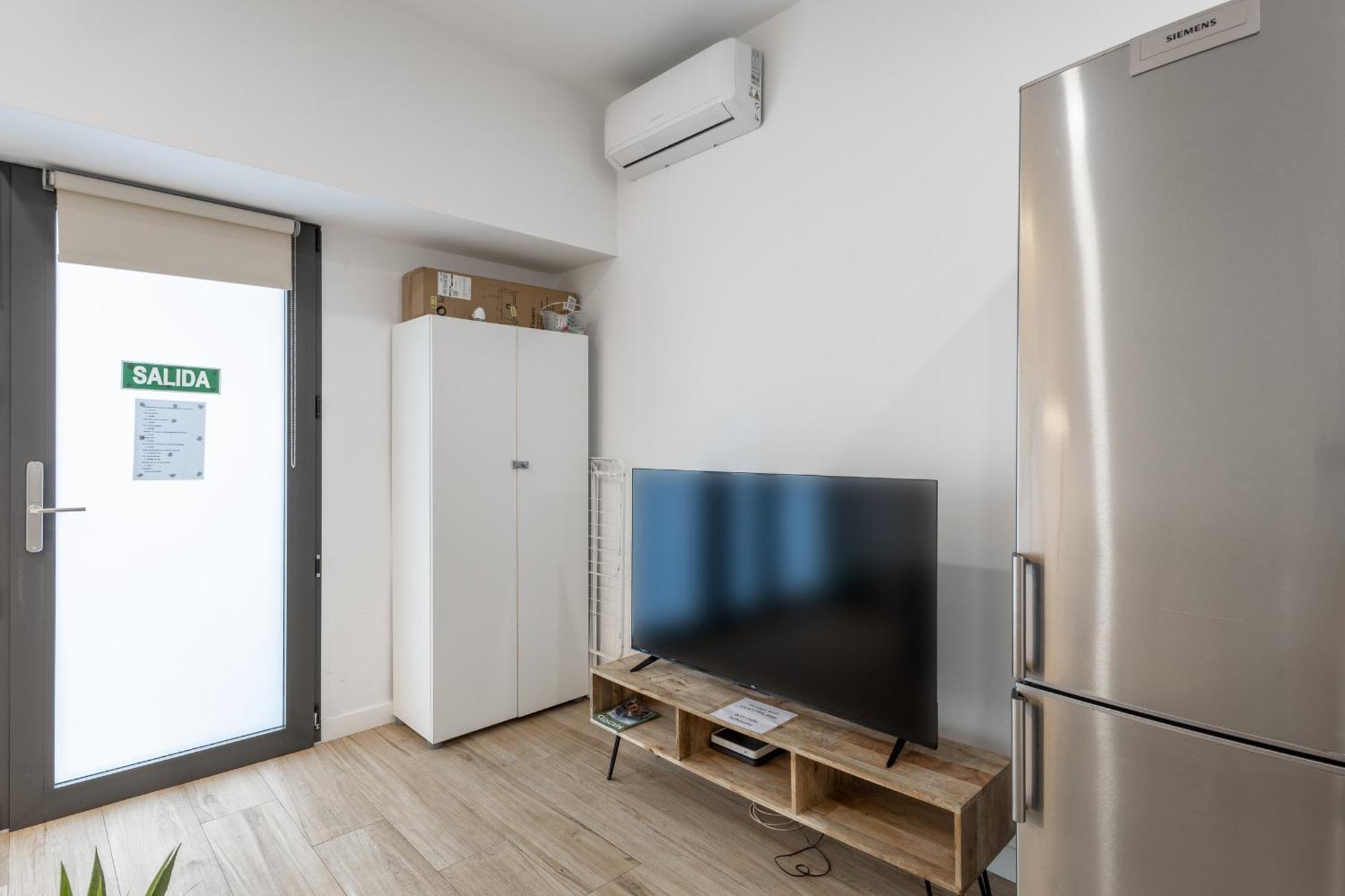Atocha Apartment Madrid Bagian luar foto